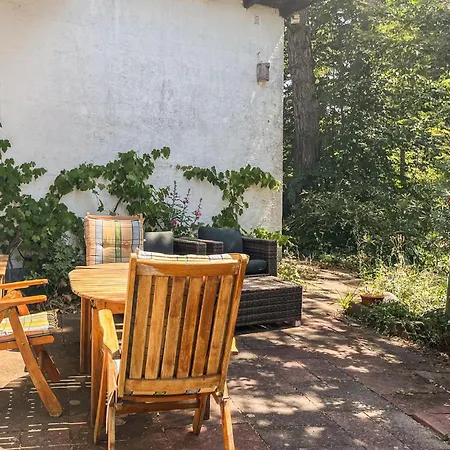 Casa vacanze Awesome In Kelkheim-eppenhain